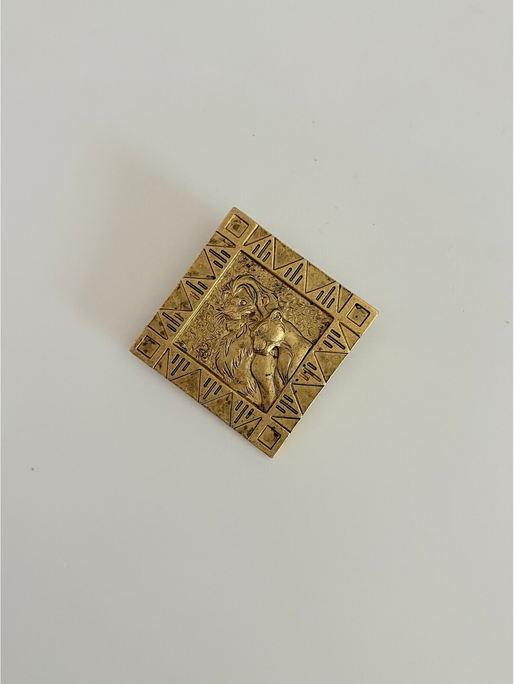 Vintage Disney Lion King Brooch Simba Nala Gold Tone 1.5" - Disneyana 1994
